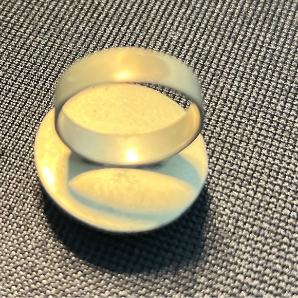 Lapis Lazuli Ring - Picture 2 of 3